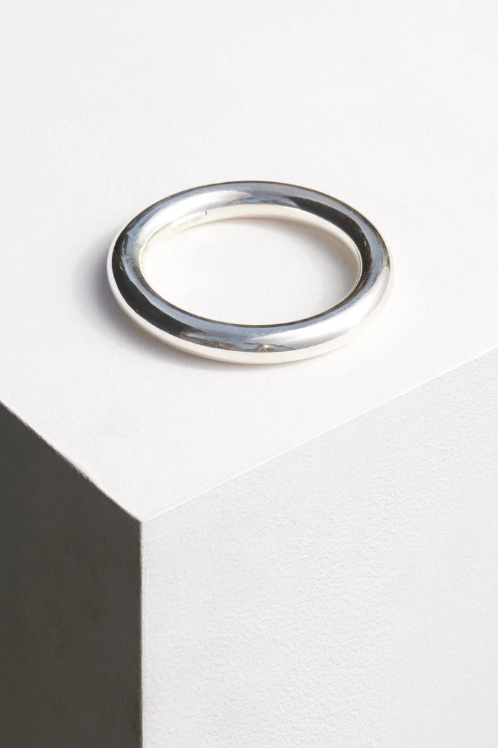 Sophie Buhai XL Circle Bangle Gift Guide 3 Sophie Buhai XL Circle Bangle Gift Guide