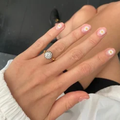 Jessica McCormack Daisy Halo Ring 7 Jessica McCormack Daisy Halo Ring