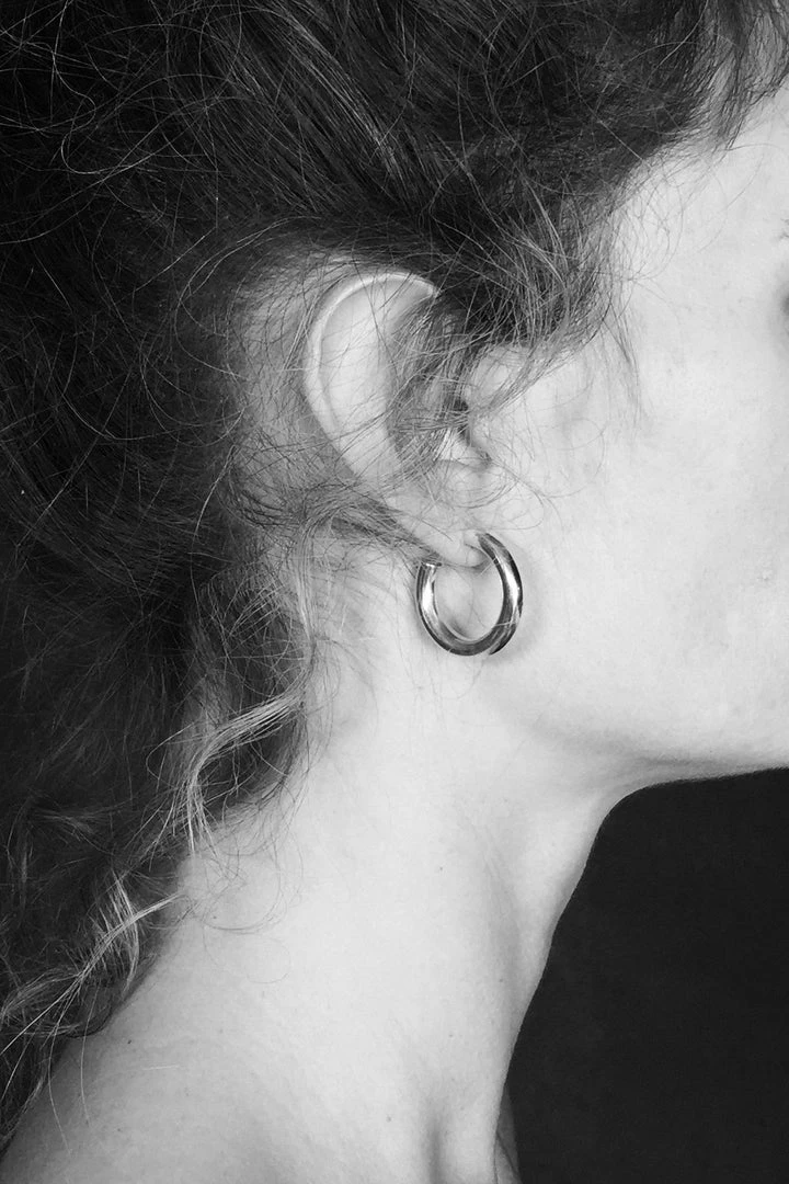 Sophie Buhai Fashion Jewellery Silver Everyday Hoops Small 3 Sophie Buhai Fashion Jewellery Silver Everyday Hoops Small