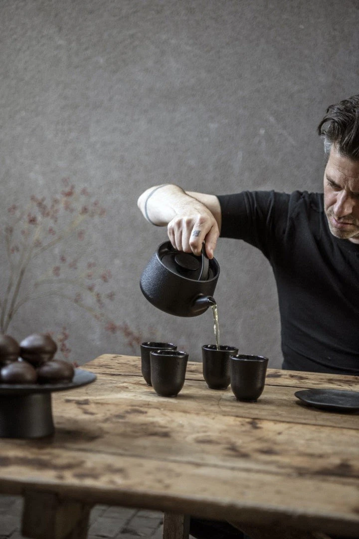 Serax Home Living Inku Cast Iron Teapot 7 Serax Home Living Inku Cast Iron Teapot