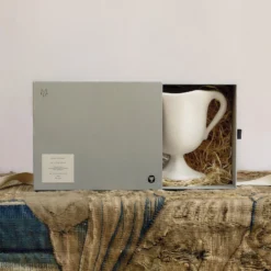 Moro Dabron Of Gardens Candle