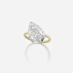 Jessica McCormack Fashion Jewellery Button Back Diamond Ring - Pear Tilted 3.07ct