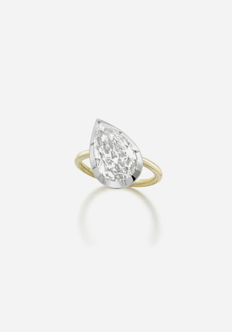 Jessica McCormack Fashion Jewellery Button Back Diamond Ring - Pear Tilted 3.07ct 4 Jessica McCormack Fashion Jewellery Button Back Diamond Ring - Pear Tilted 3.07ct