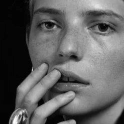 Sophie Buhai Fashion Jewellery Egg Ring